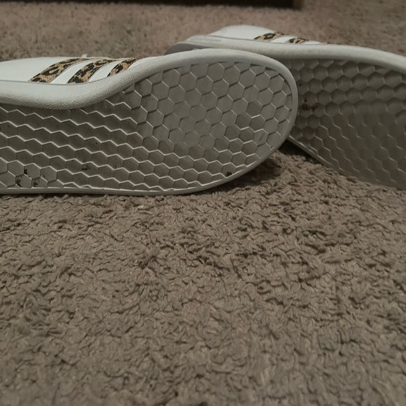 ADIDAS Sneakers size 6.5 Women’s - Picture 5 of 8